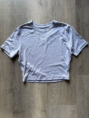 Nike Women's Lavender Cropped Nike Tee Slim Fit
